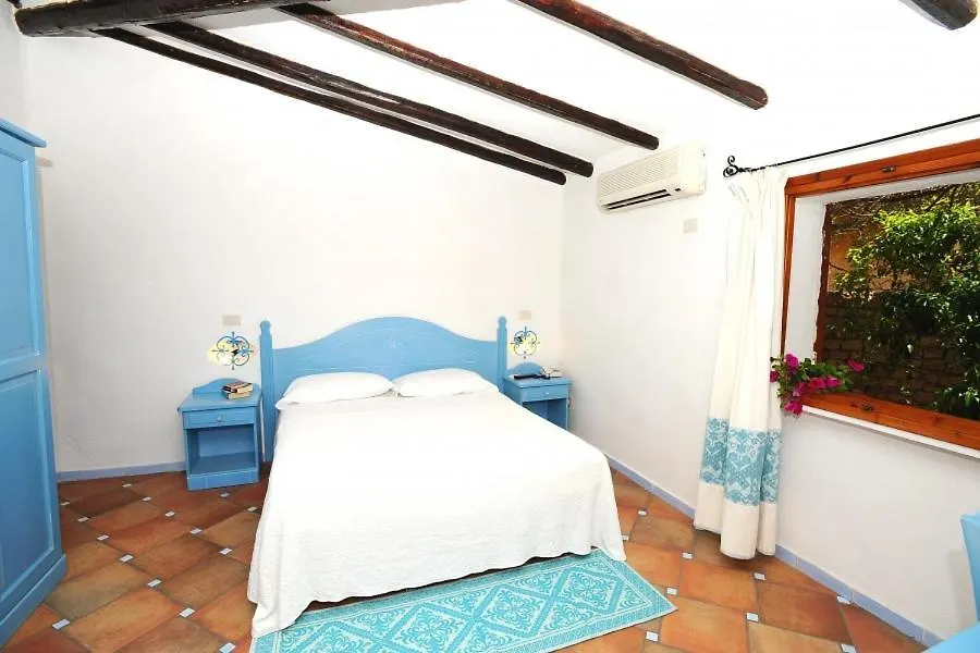 Ahr Altura Hotel Porto Rafael Palau Italië